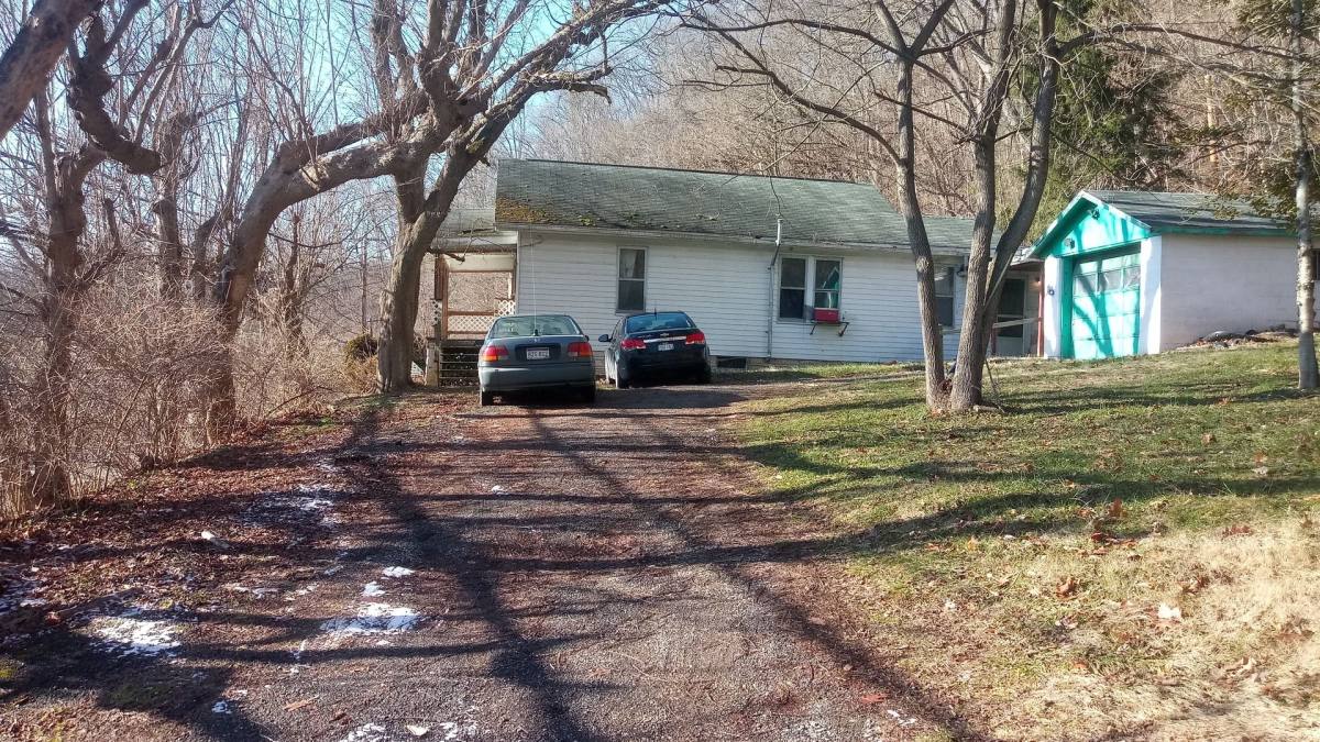 House for rent at 843 Milford St, Clarksburg, WV 26301