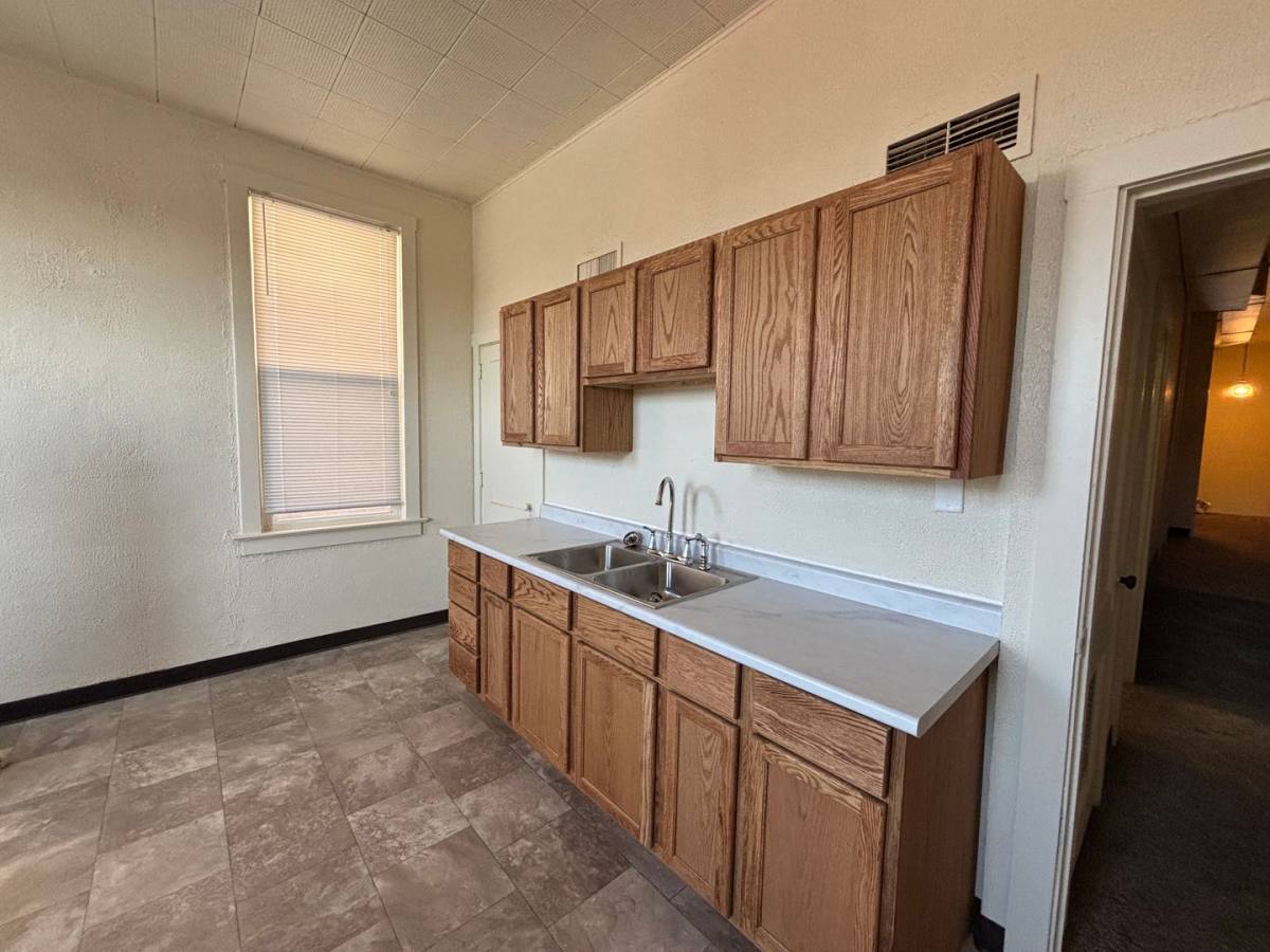 Apartment for rent at 611 Ohio St, Terre Haute, IN 47807