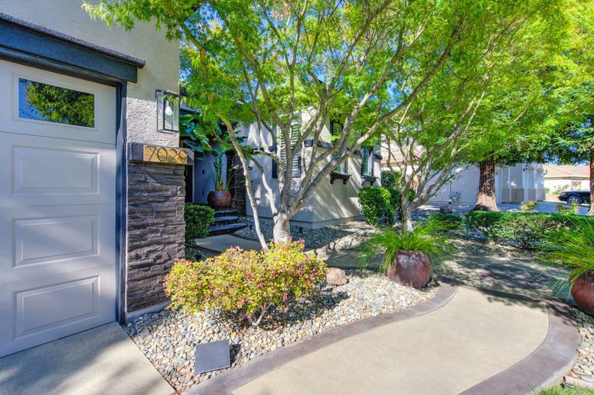 House for rent at 7029 Pembroke Way, Rocklin, CA 95677