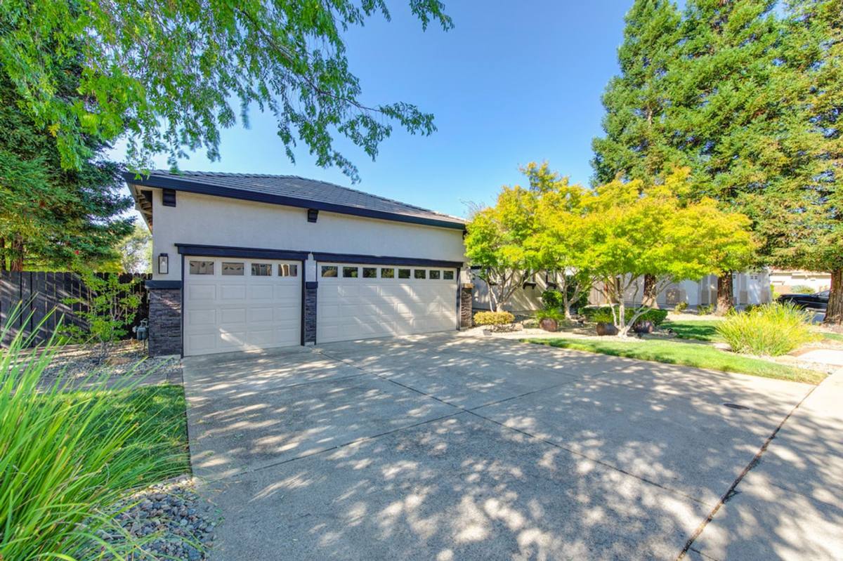 House for rent at 7029 Pembroke Way, Rocklin, CA 95677