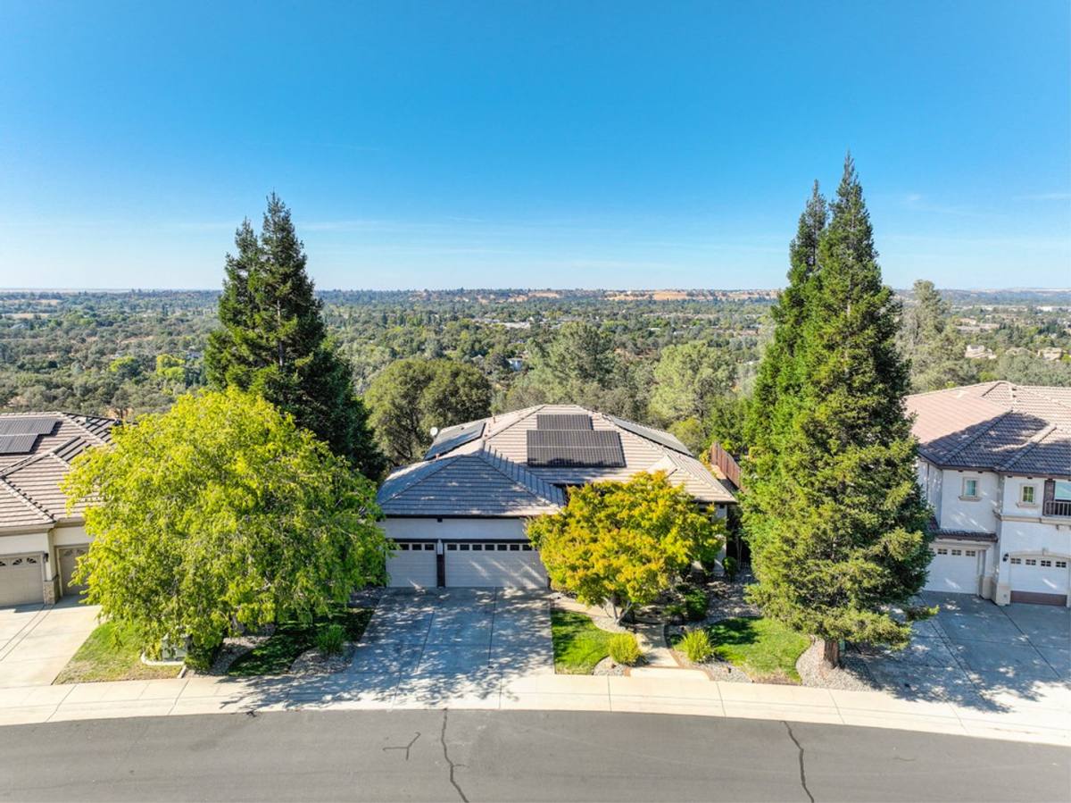 House for rent at 7029 Pembroke Way, Rocklin, CA 95677