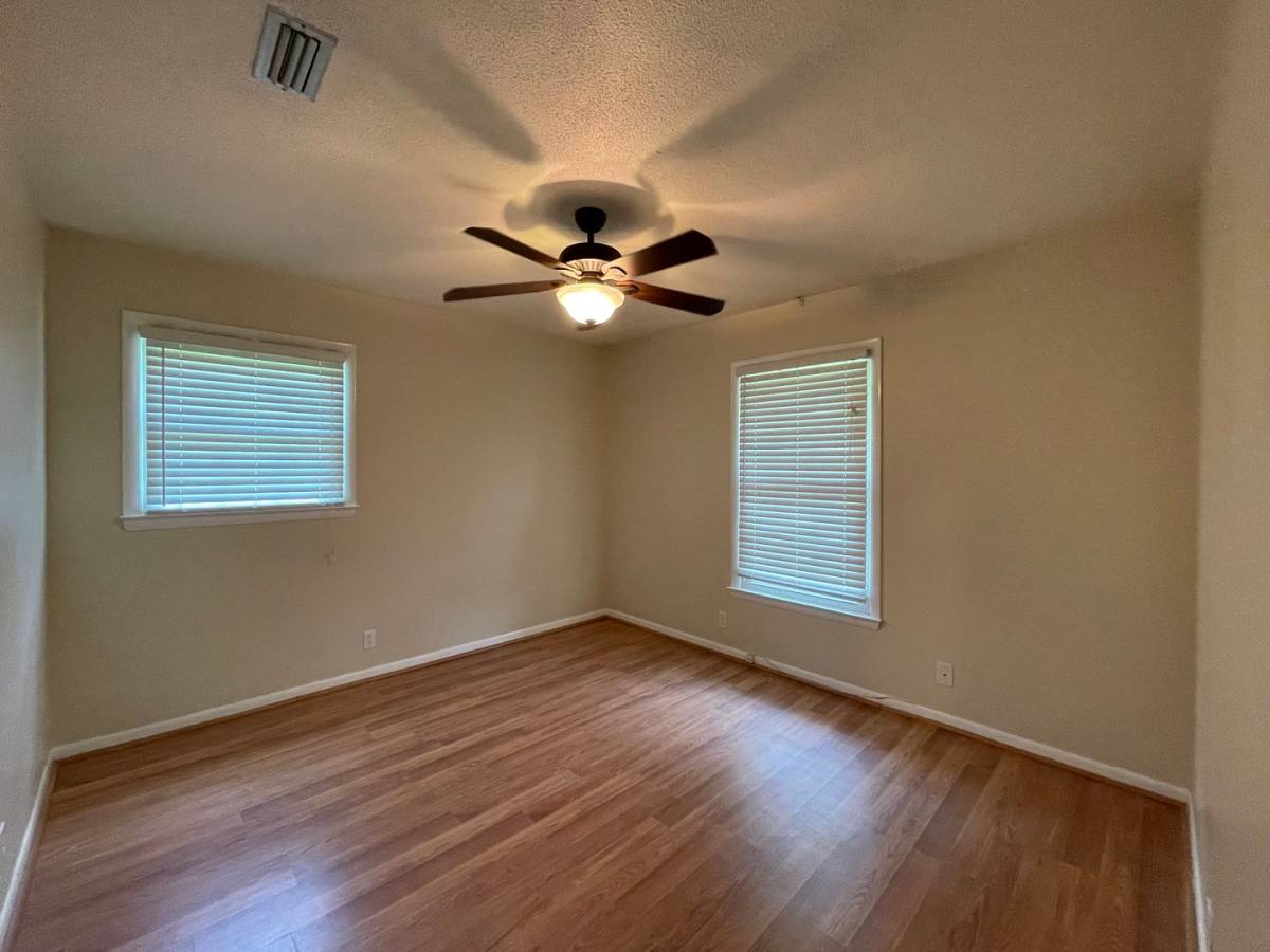 House for rent at 105 Kingston Dr, Enterprise, AL 36330