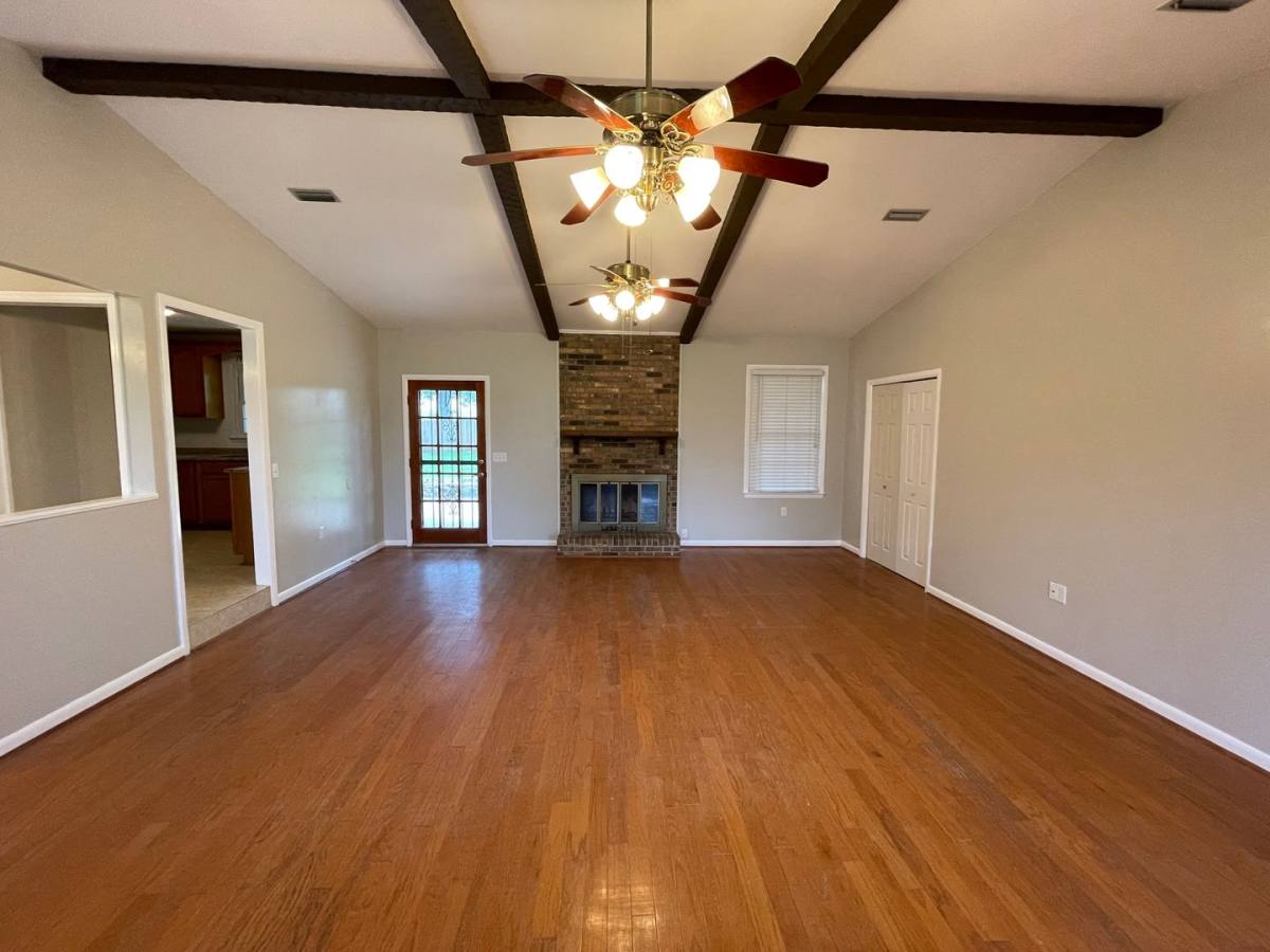 House for rent at 105 Kingston Dr, Enterprise, AL 36330