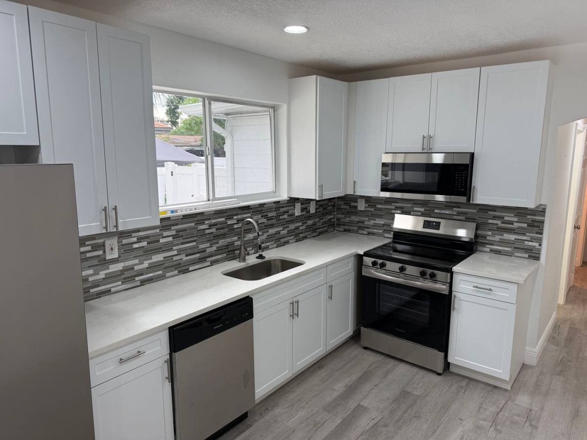 House for rent at 1904 W St Louis, Tampa, FL 33607