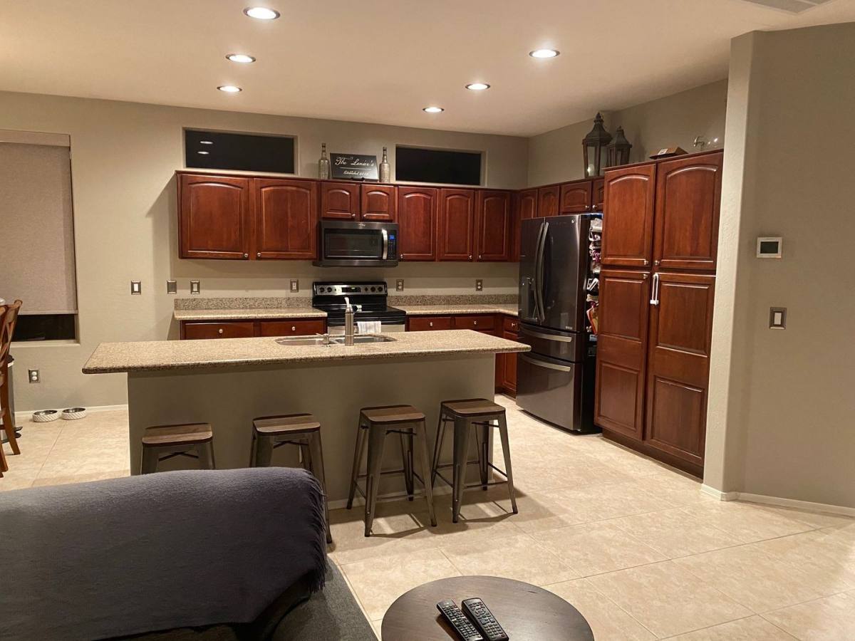 House for rent at 6017 W Running Deer Tr, Phoenix, AZ 85083
