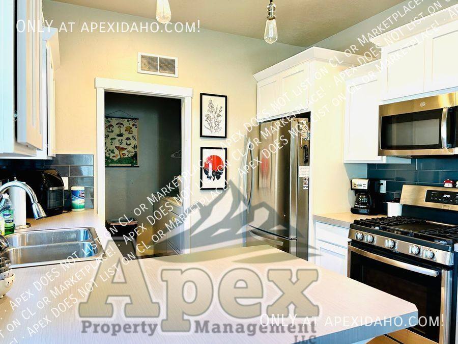 House for rent at 331 E 40th St, Garden City, ID 83714