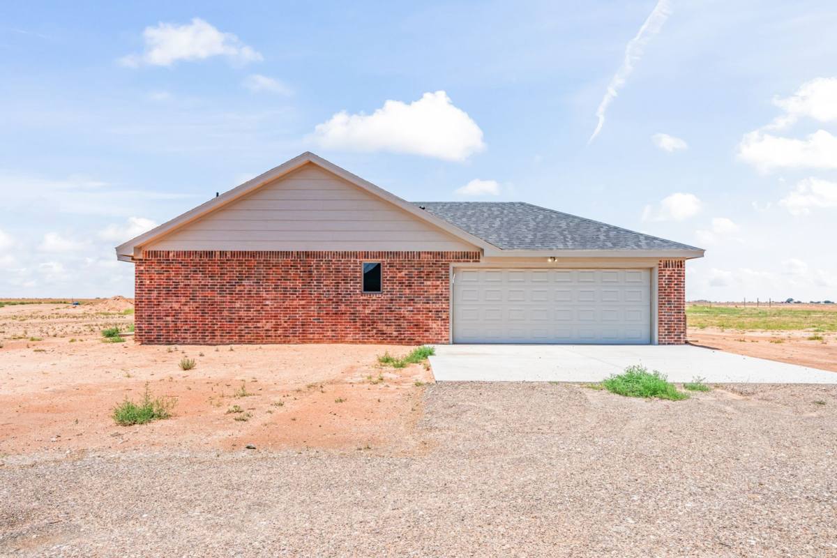 House for rent at 10517 E Cr, Slaton, TX 79364