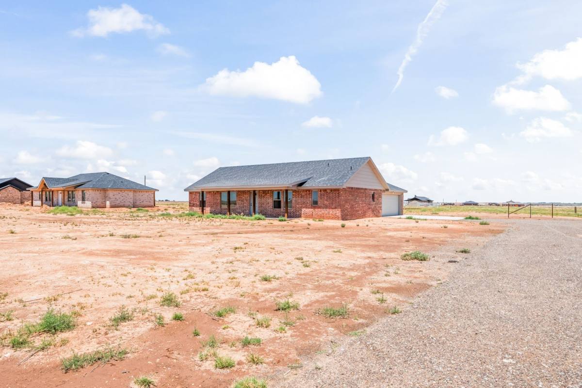 House for rent at 10517 E Cr, Slaton, TX 79364