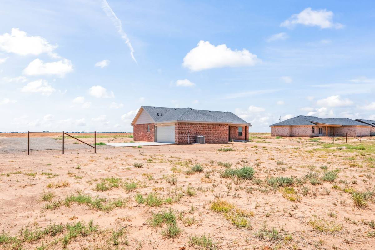 House for rent at 10517 E Cr, Slaton, TX 79364