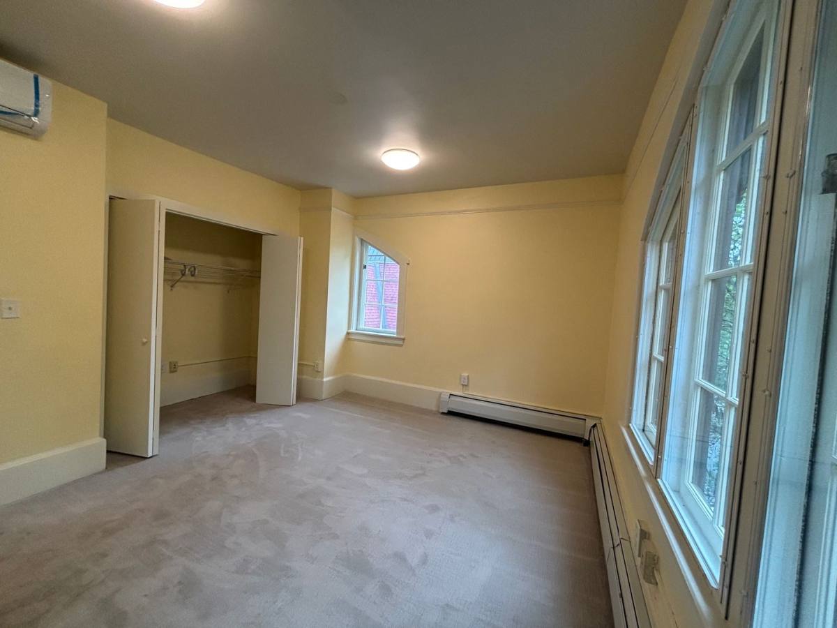 Apartment for rent at 310 Montgomery St, Syracuse, NY 13202