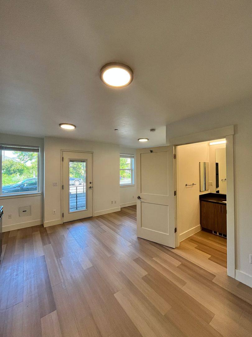 Apartment for rent at 6280-6290 N Montana Ave, Portland, OR 97217