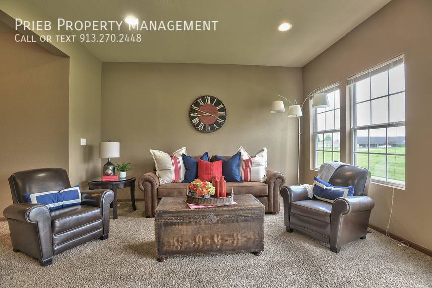 Townhouse for rent at 856 S Woodson Court, Gardner, KS 66030