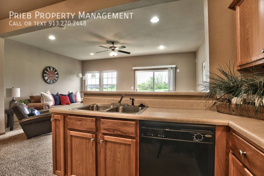 Townhouse for rent at 856 S Woodson Court, Gardner, KS 66030