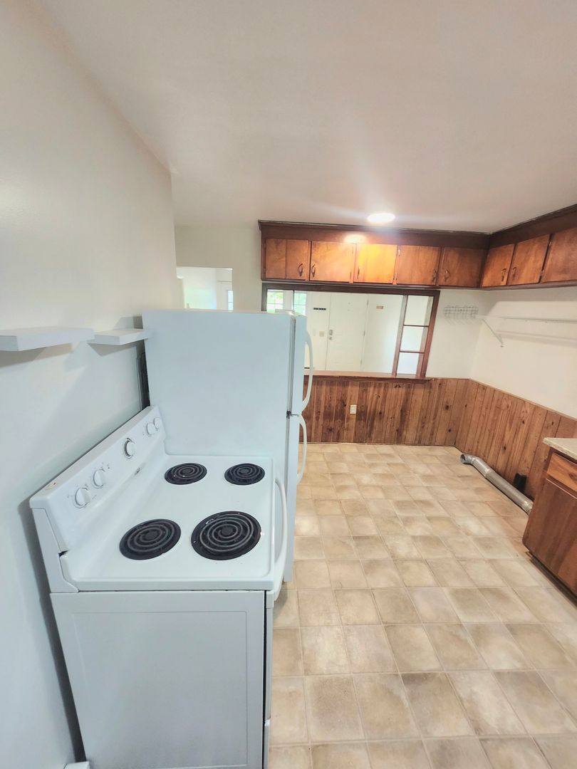 Apartment for rent at 3254-3256 County Line Rd, Macedon, NY 14502
