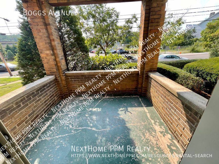 Apartment for rent at 835 Boggs Ave #2, Pittsburgh, PA 15211