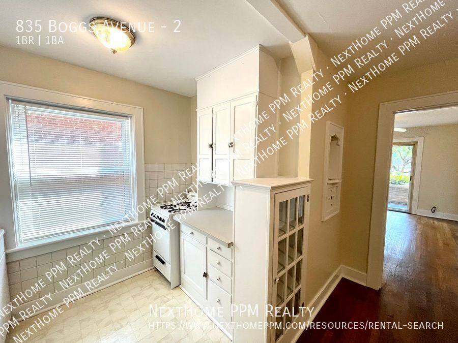 Apartment for rent at 835 Boggs Ave #2, Pittsburgh, PA 15211