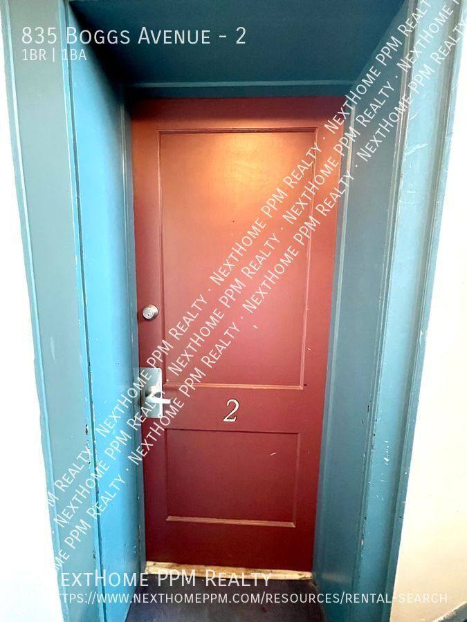 Apartment for rent at 835 Boggs Ave #2, Pittsburgh, PA 15211
