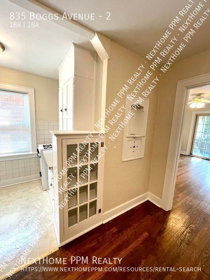 Apartment for rent at 835 Boggs Ave #2, Pittsburgh, PA 15211
