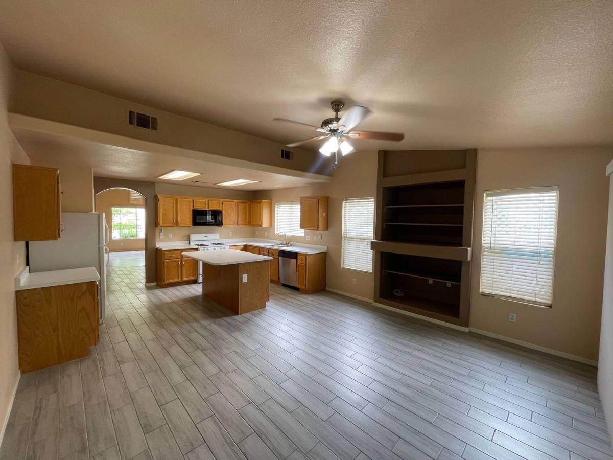 House for rent at 8220 Hollister Ave, Las Vegas, NV 89131