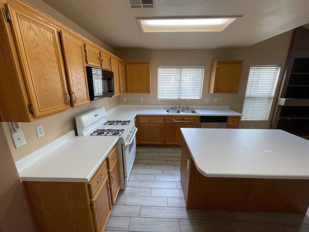 House for rent at 8220 Hollister Ave, Las Vegas, NV 89131