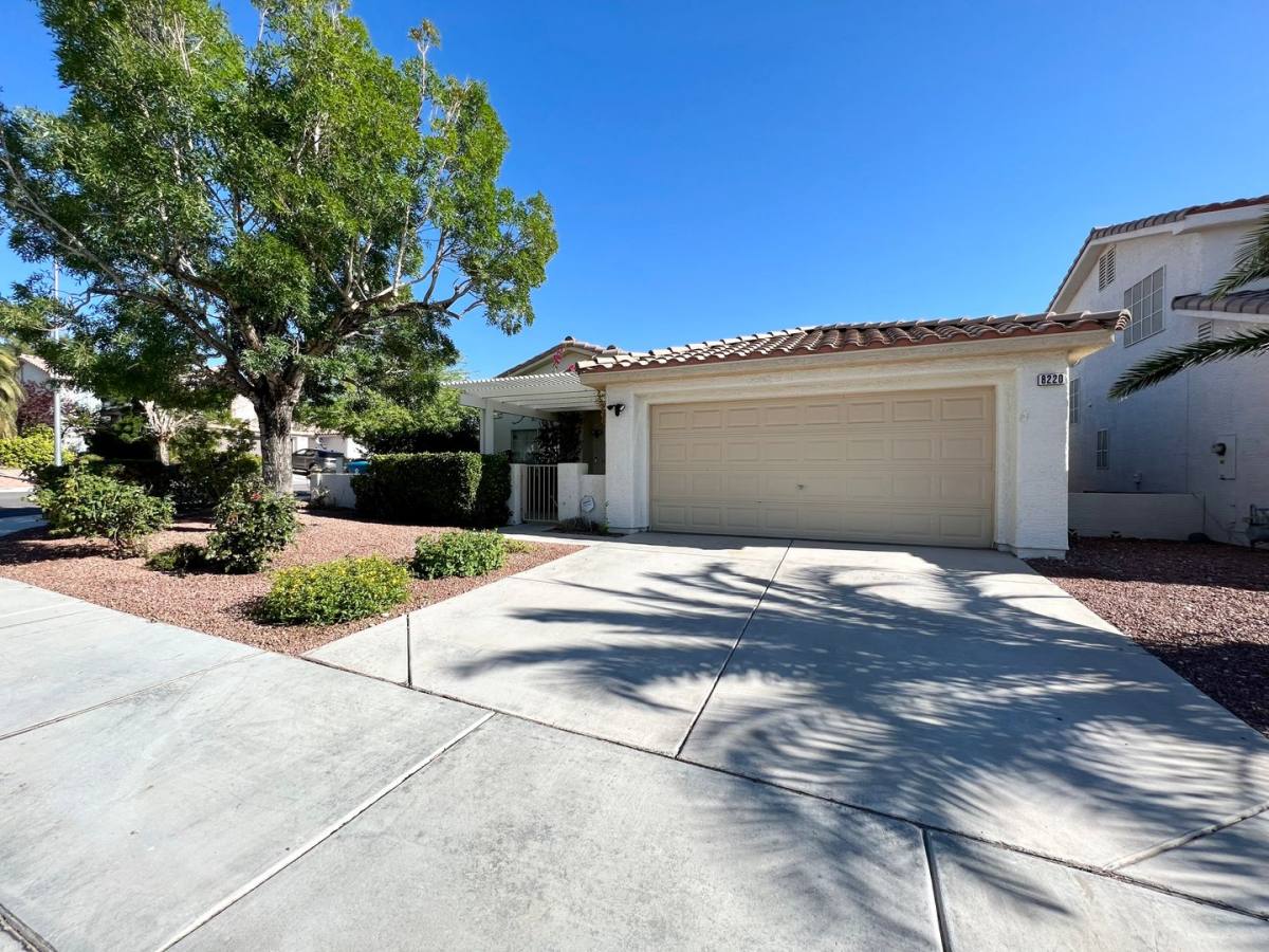 House for rent at 8220 Hollister Ave, Las Vegas, NV 89131