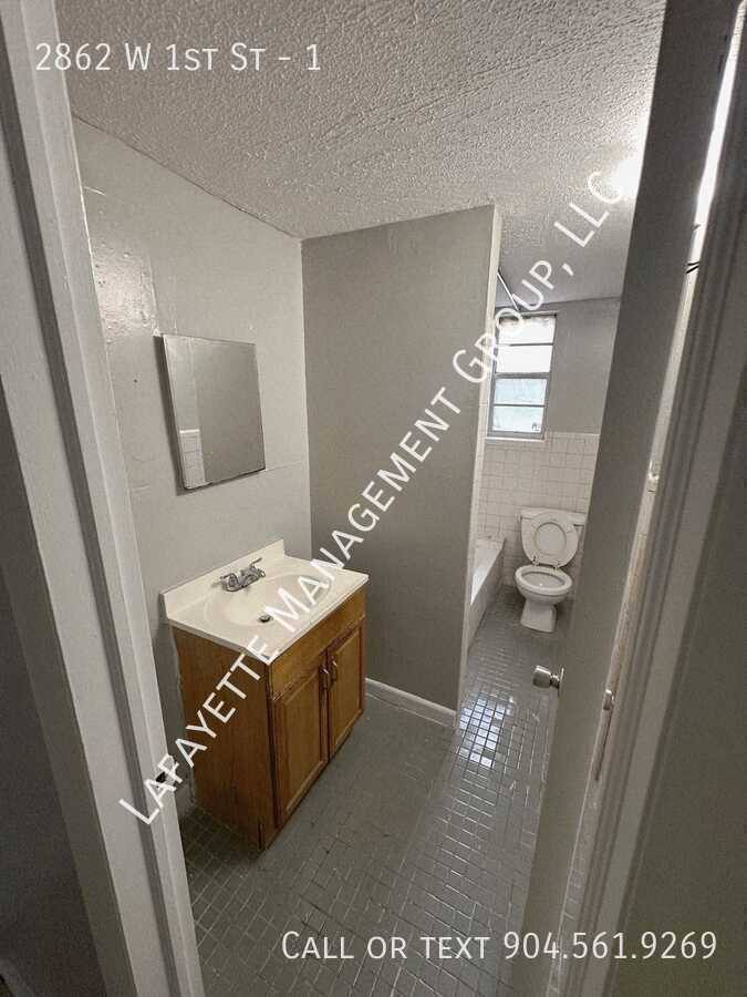 Apartment for rent at 2862 W 1st St #1, Jacksonville, FL 32254