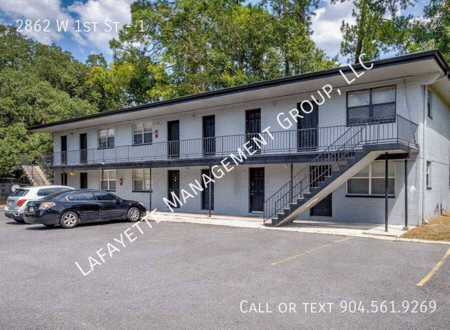 Apartment for rent at 2862 W 1st St #1, Jacksonville, FL 32254