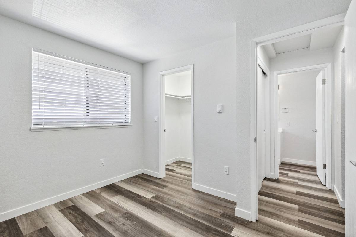 Apartment for rent at 4126 Hoyt Ave, Everett, WA 98203
