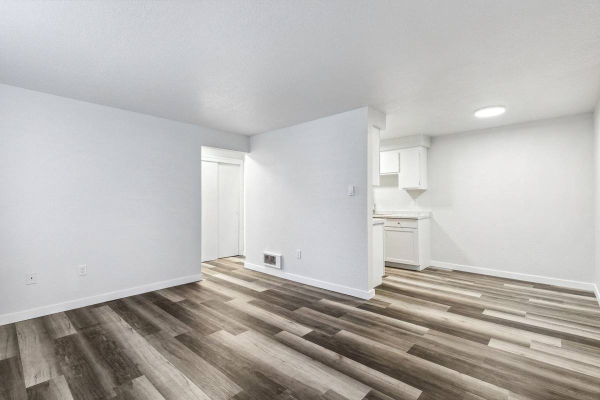 Apartment for rent at 4126 Hoyt Ave, Everett, WA 98203