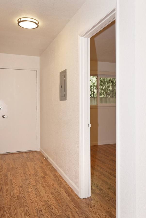 Apartment for rent at 370 Staten Ave #C, Oakland, CA 94610
