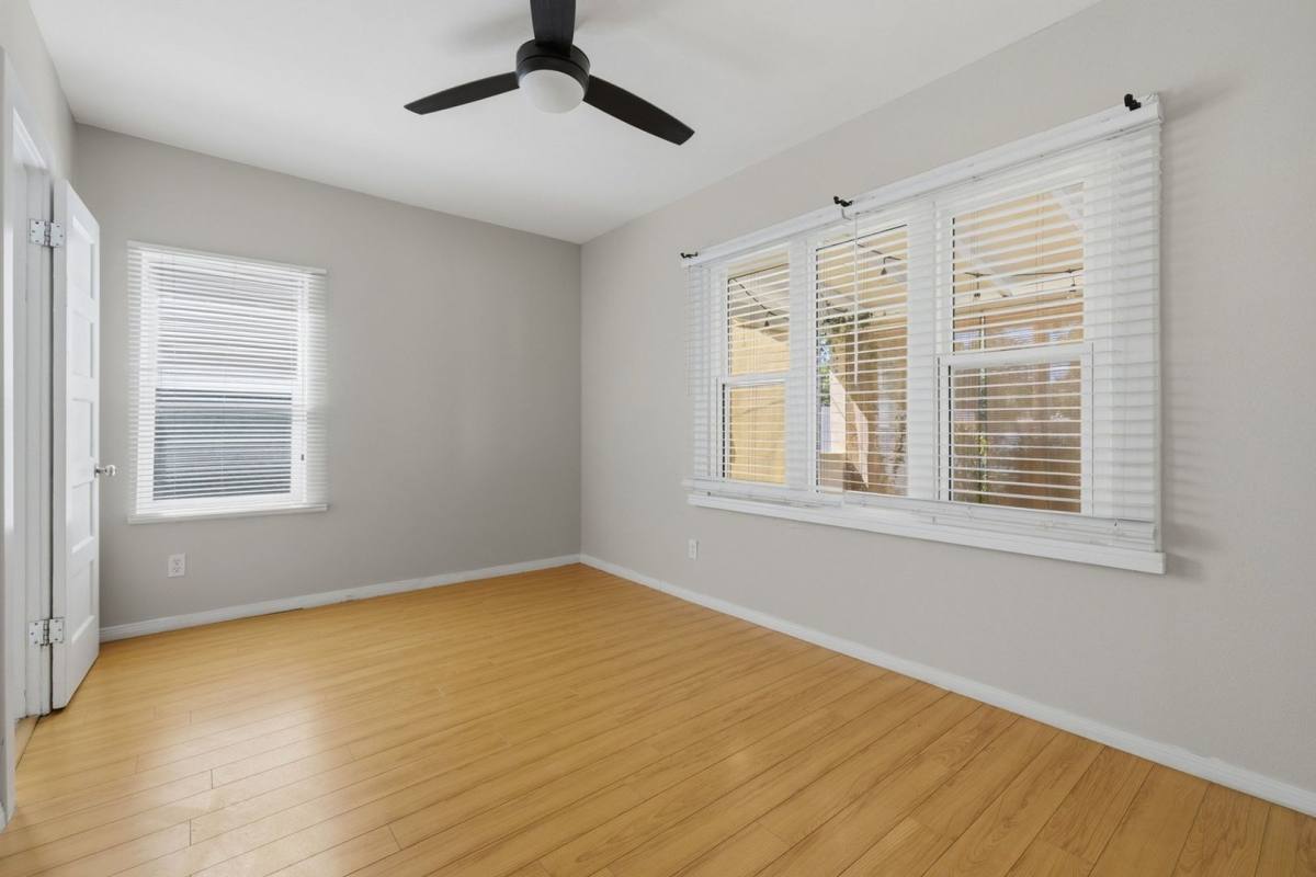House for rent at 10412 Eldora Ave, Sunland, CA 91040