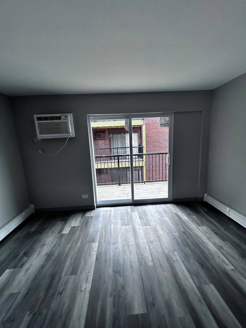 Apartment for rent at 3023 Bernice Rd, Lansing, IL 60438