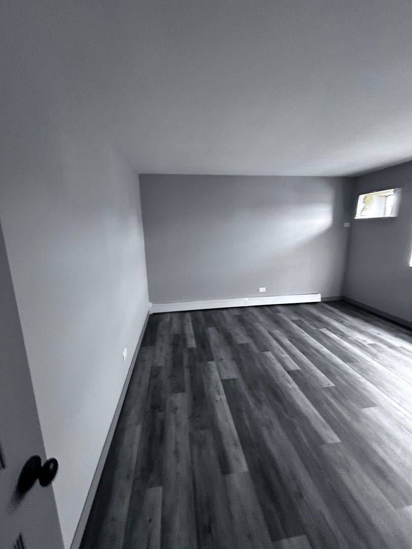 Apartment for rent at 3023 Bernice Rd, Lansing, IL 60438