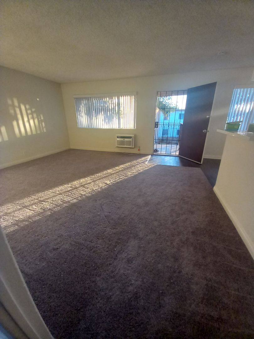 Apartment for rent at 11442 Colima Rd, Whittier, CA 90604