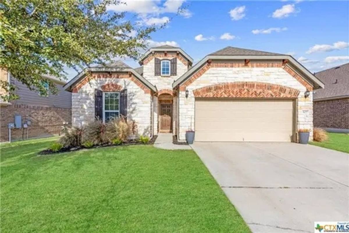 House for rent at 807 Old World Dr, Harker Heights, TX 76548