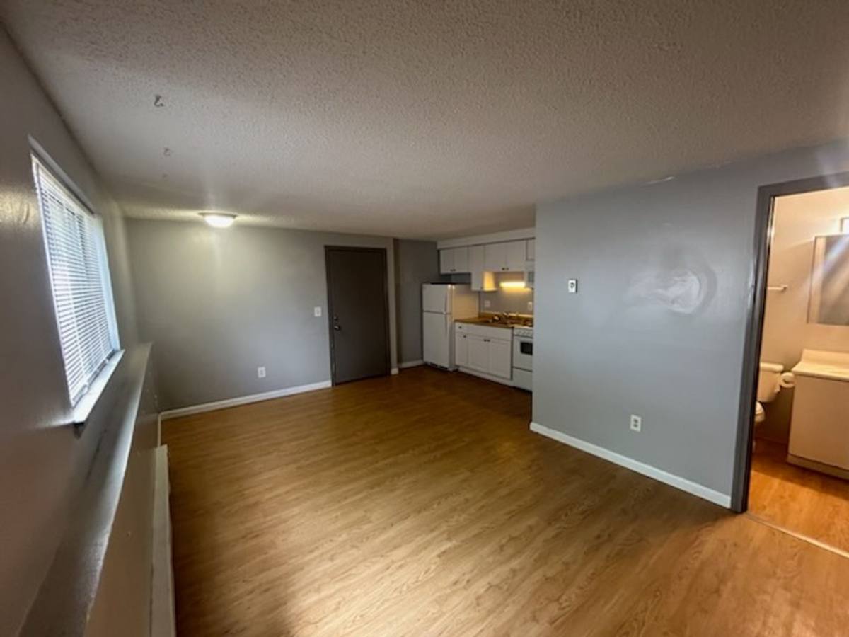Apartment for rent at 5724 Glendale Dr, Lockport, NY 14094