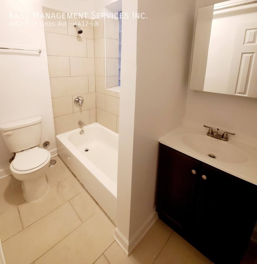 Apartment for rent at 4412 N St Louis Ave #GN, Chicago, IL 60625