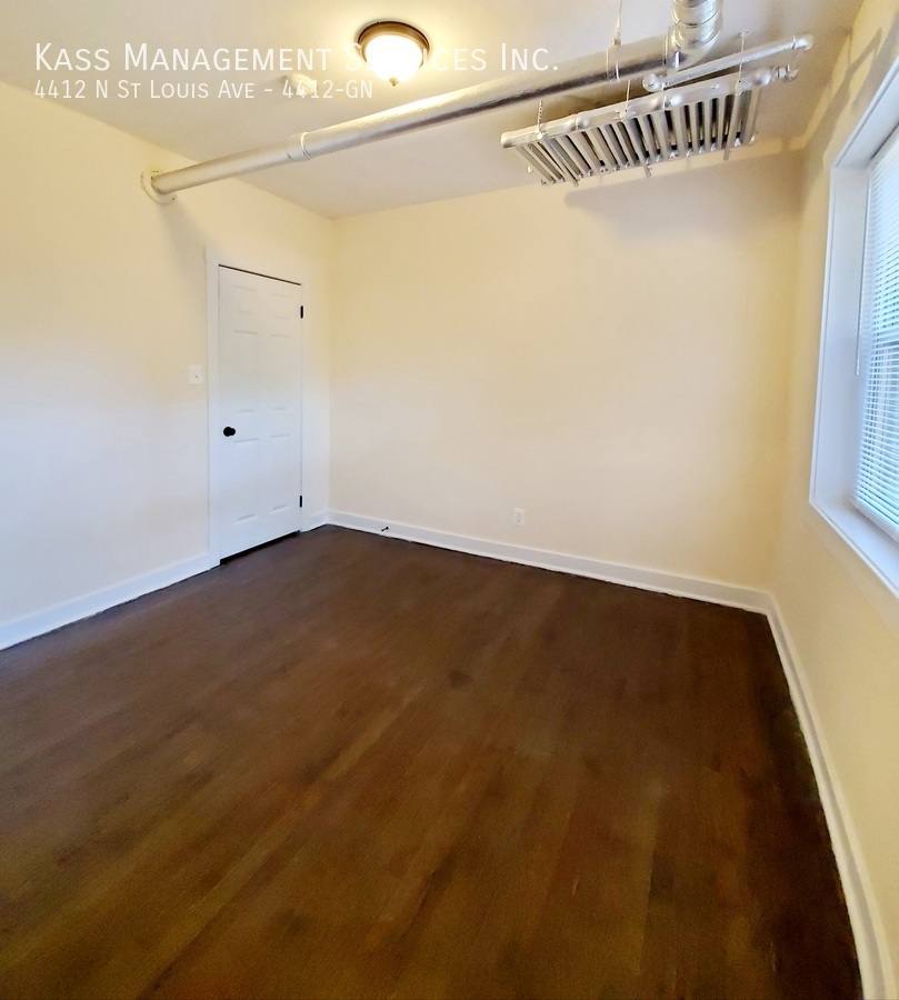 Apartment for rent at 4412 N St Louis Ave #GN, Chicago, IL 60625
