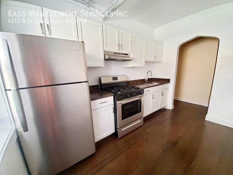Apartment for rent at 4412 N St Louis Ave #GN, Chicago, IL 60625