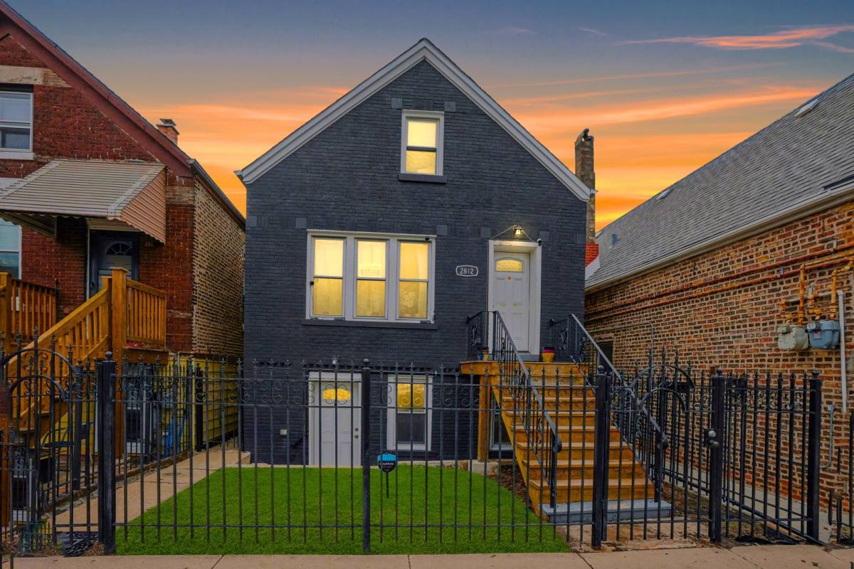 Apartment for rent at 2812 S Pulaski Rd #1, Chicago, IL 60623