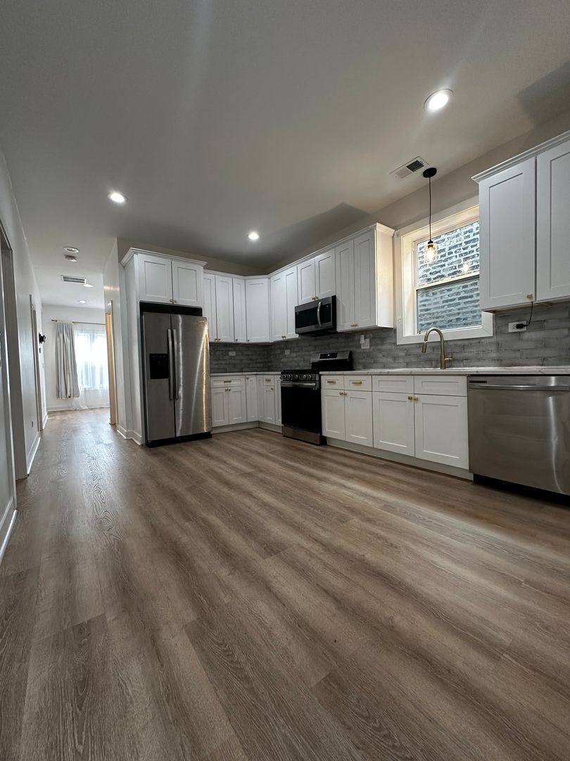 Apartment for rent at 2812 S Pulaski Rd #1, Chicago, IL 60623