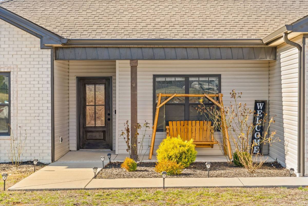House for rent at 1819 Lexington Ave, Hopkinsville, KY 42240