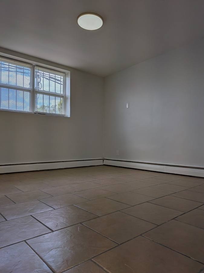 Apartment for rent at 320 Eastern Parkway, Irvington, NJ 07111