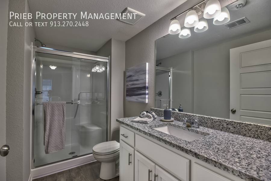 Townhouse for rent at 22088 W 123rd Lane #103, Olathe, KS 66061