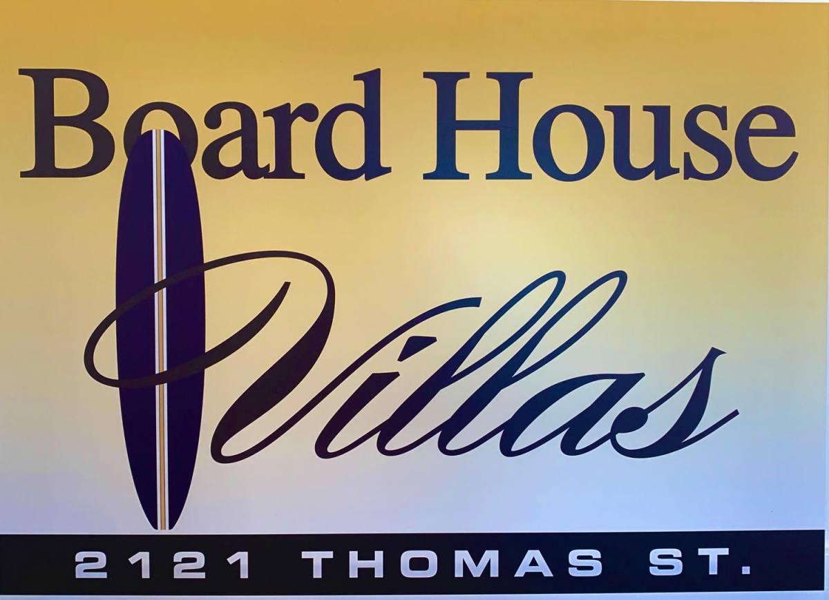Apartment for rent at 2121 Thomas Ave, San Diego, CA 92109