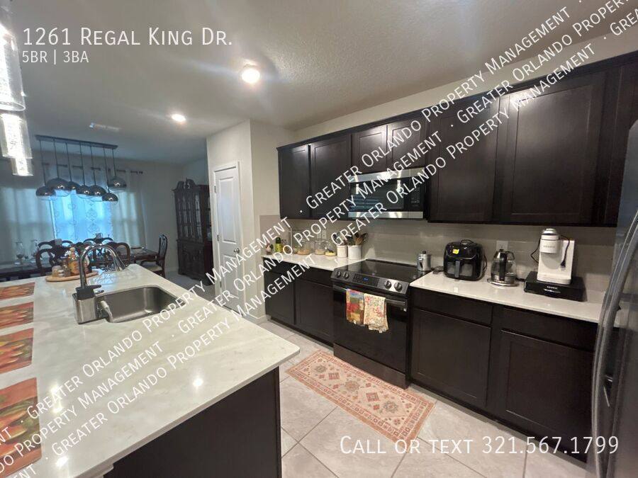 House for rent at 1261 Regal King Dr, Kissimmee, FL 34746