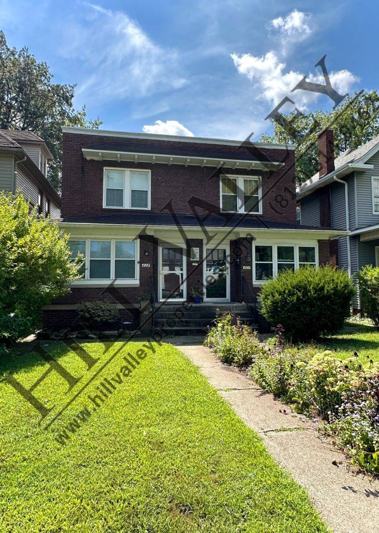 Apartment for rent at 427 Washington Ave, Terre Haute, IN 47802
