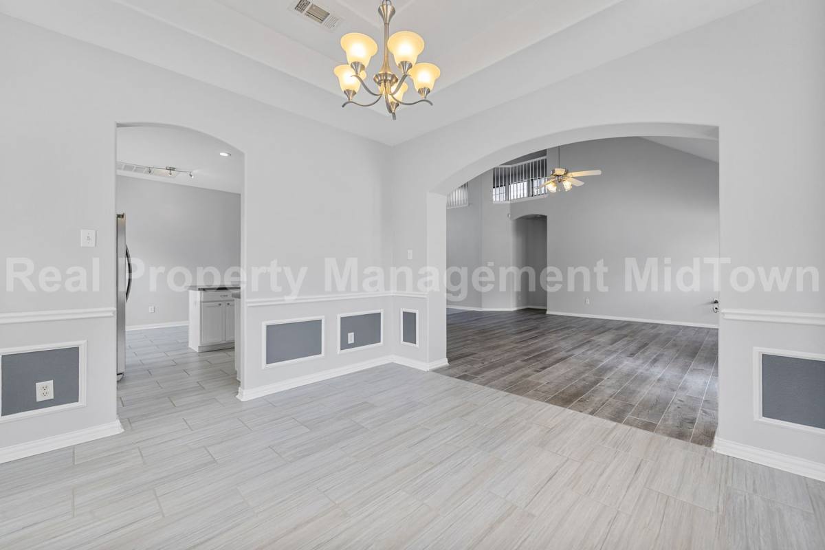 House for rent at 343 Mesquite Hill Drg, Arlington, TX 76002