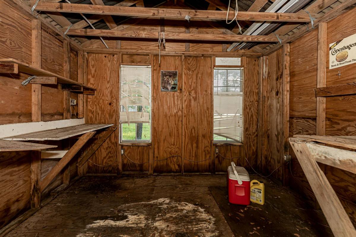 House for rent at 1810 12th St, Pascagoula, MS 39567