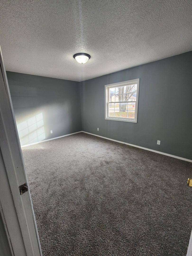 Apartment for rent at 421 S 19th St, Herrin, IL 62948